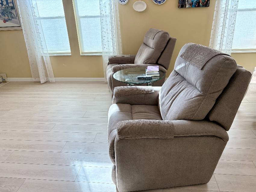 909 Eleuthera W a Venice, FL Mobile or Manufactured Home for Sale